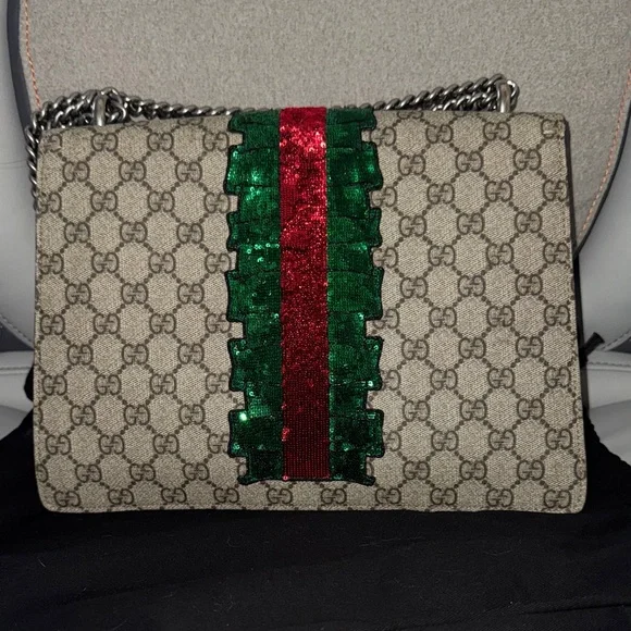 Gucci Beige GG Supreme Shoulder Bag with Pink and Green Glitter Accents - Picture 2 of 12